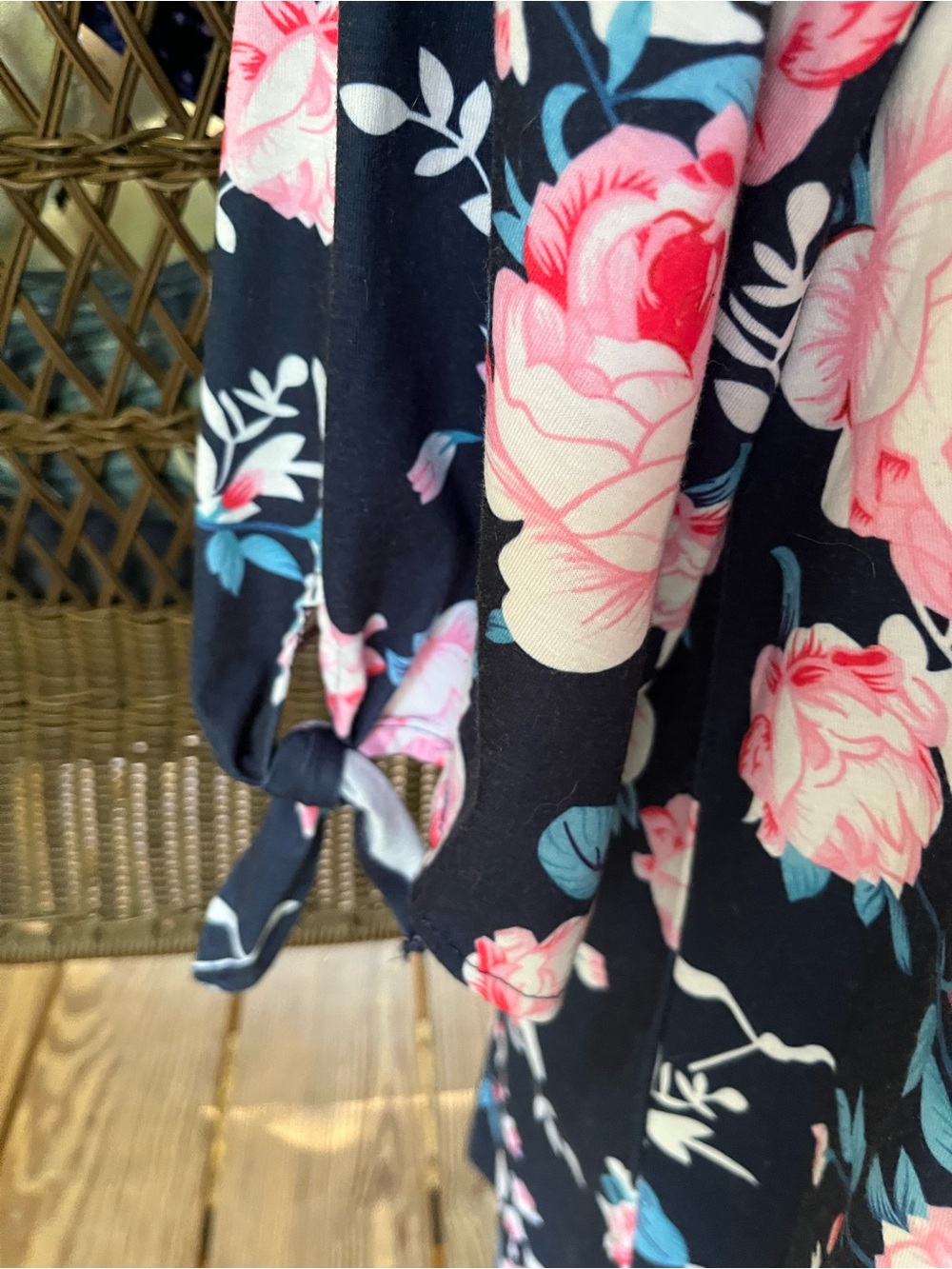 Floral Off Shoulder Top - Picture 3 of 3